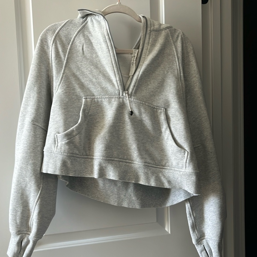 Lululemon cropped scuba hoodie M/L grey
